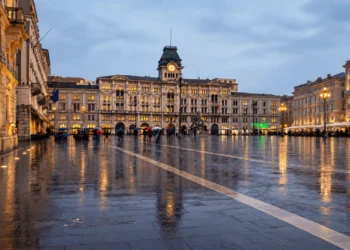 Cosa fare a Trieste quando piove: musei, caffè e idee per una giornata al coperto